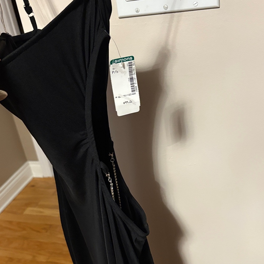 Chic One Shoulder Black Dress